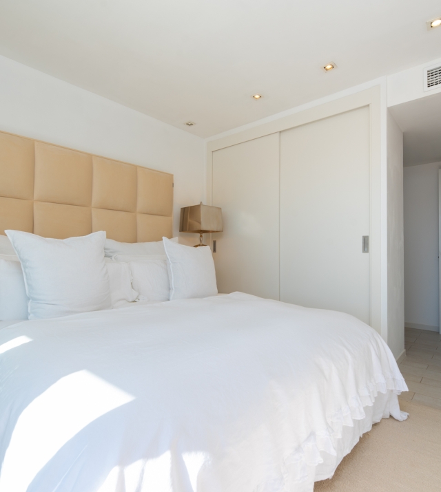 Resa Estates apartment for sale in Ibiza marina botafoch modern bedroom 5.jpg